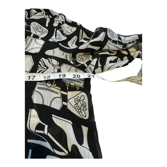 Alfred Dunner Women’s Size 10 Black & White Novelty Shoes and Purse Print Blouse - Picture 5 of 6